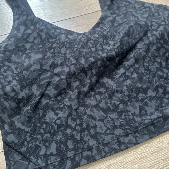 •Sold•  Lululemon Align Tank Top Leopard Camo Deep Coal Multi - Picture 6 of 13